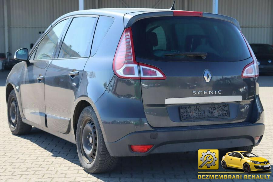 Arcuri renault scenic 2011