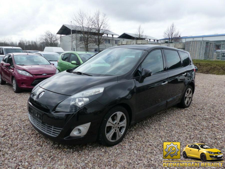 Aripa fata renault scenic 2009