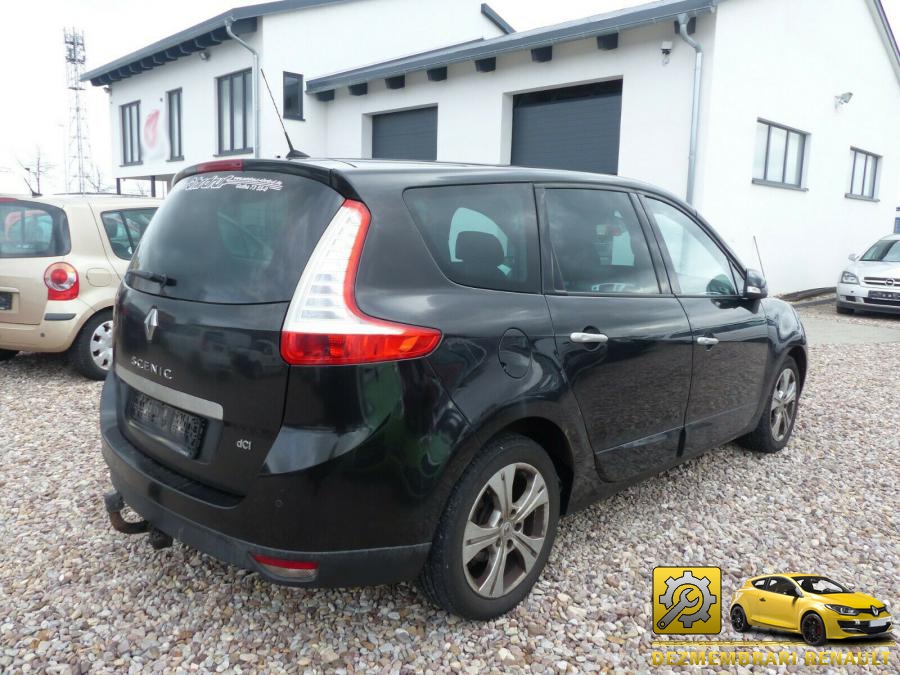 Aripa fata renault scenic 2009