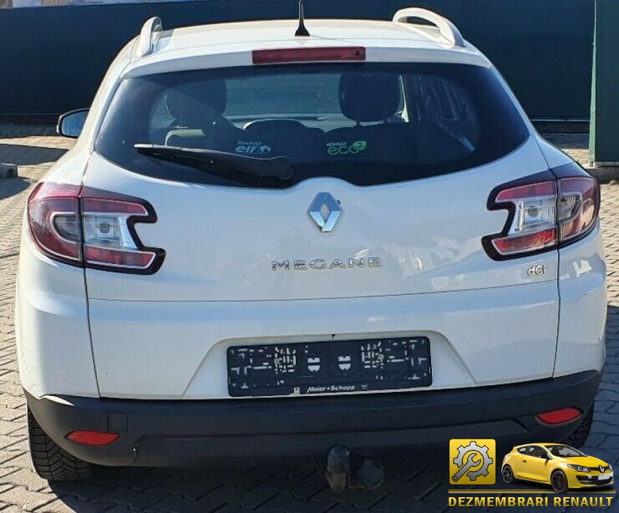 Balamale hayon renault megane 2011